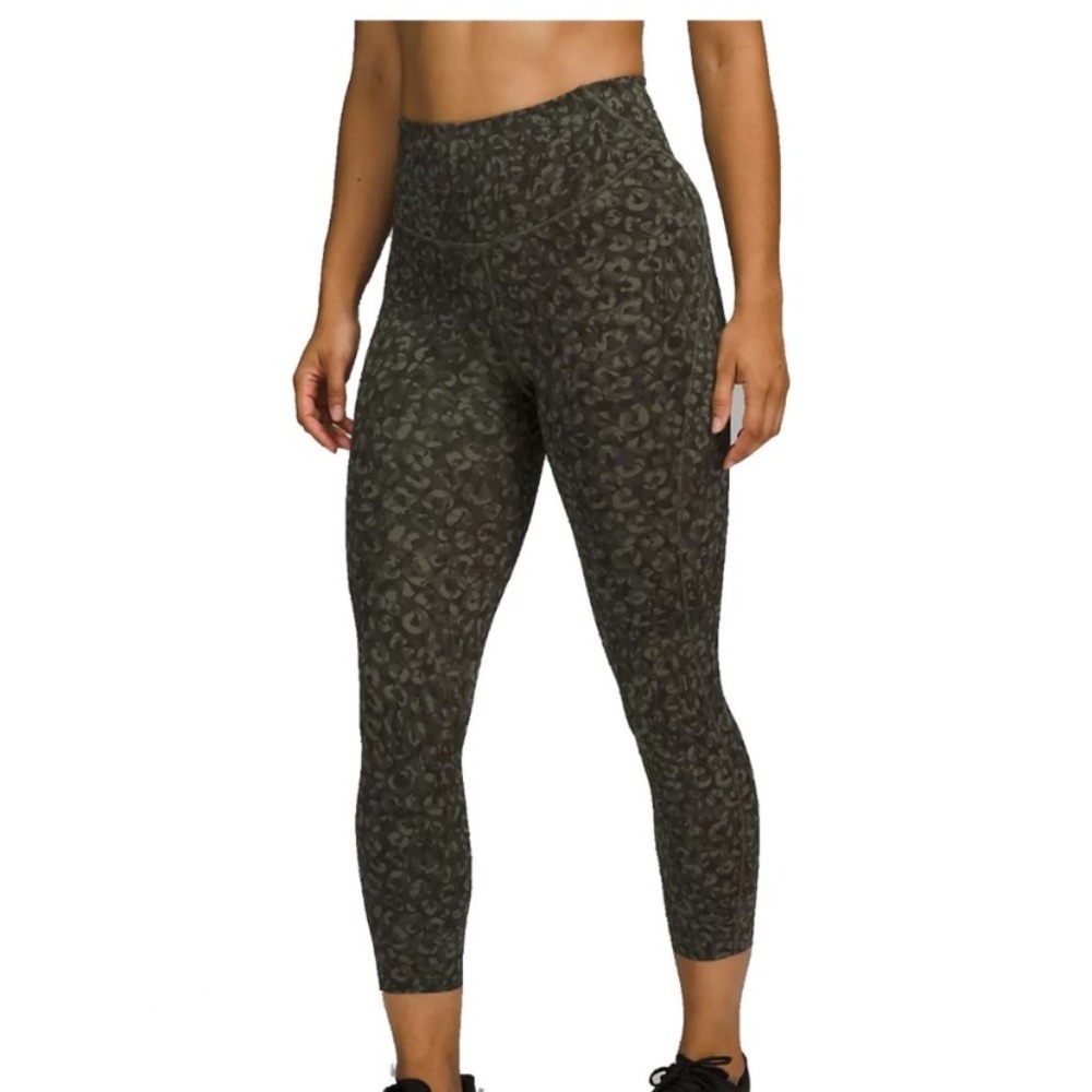 Lululemon Base Pace High-Rise Crop 23" Intertwined Camo Medium Olive Multi Sz 10